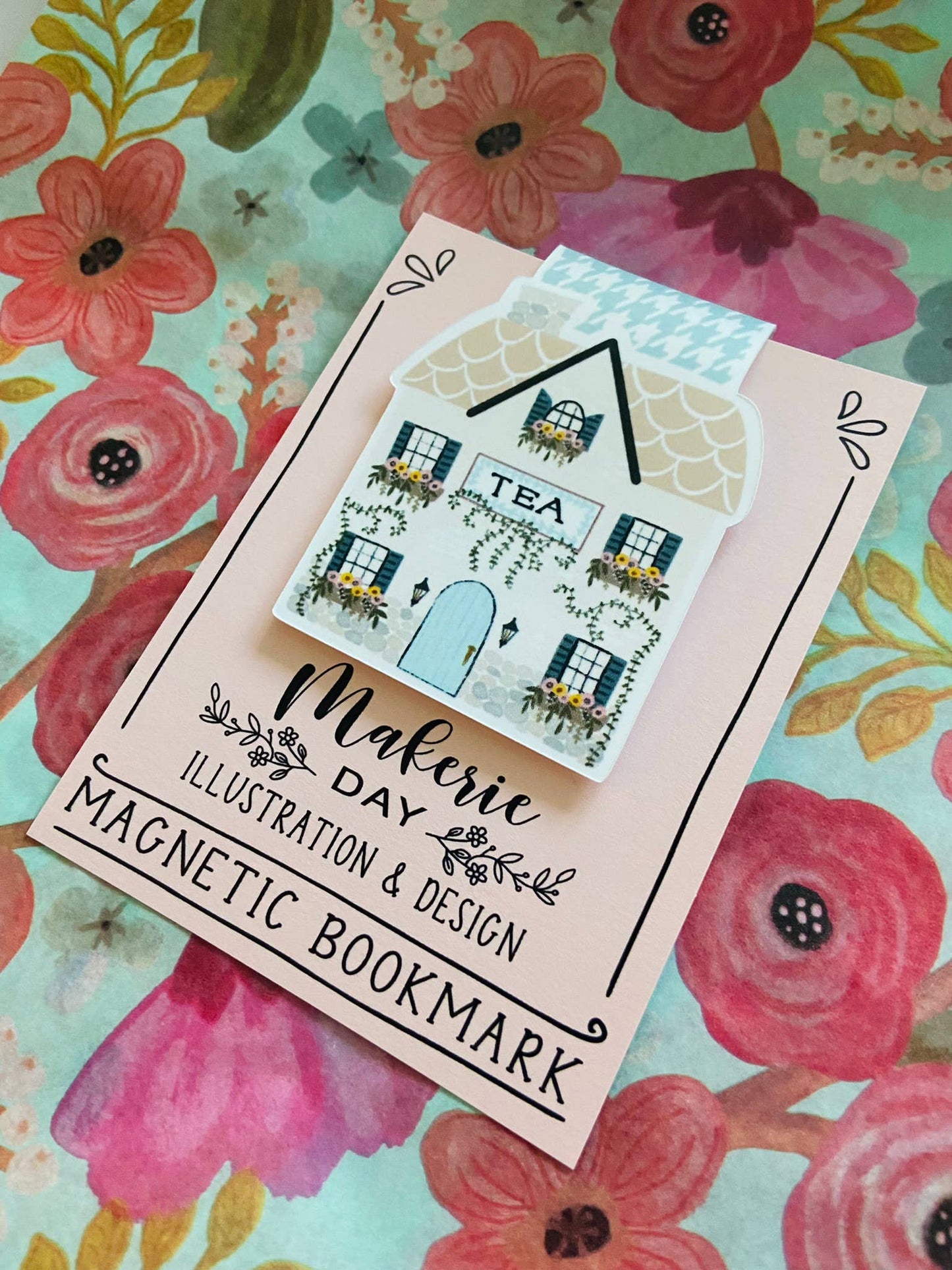 Makerie Day - Tea Shop Magnetic Bookmark