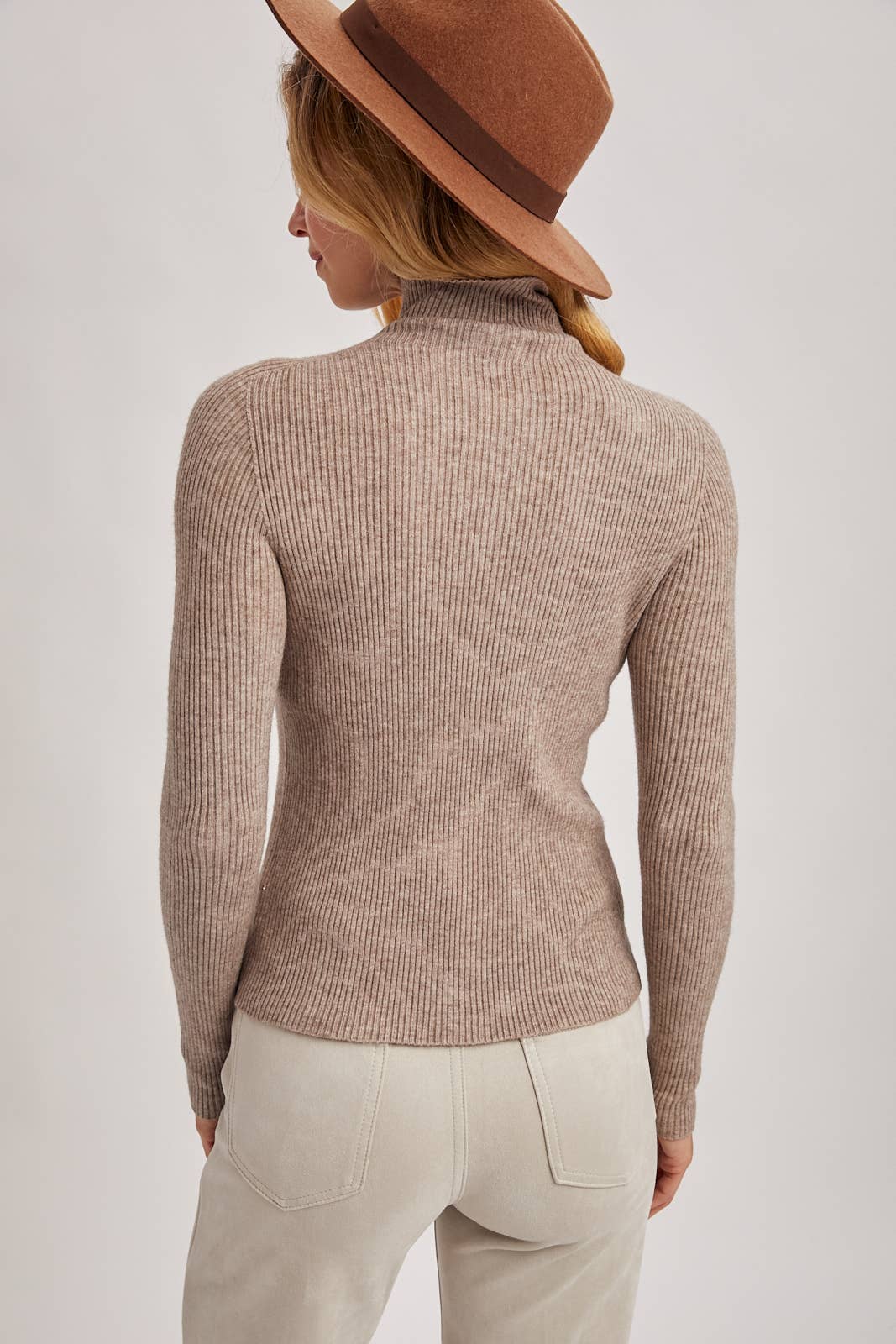 Bluivy - WHOLEGARMENT MOCK NECK RIBBED KNIT TOP