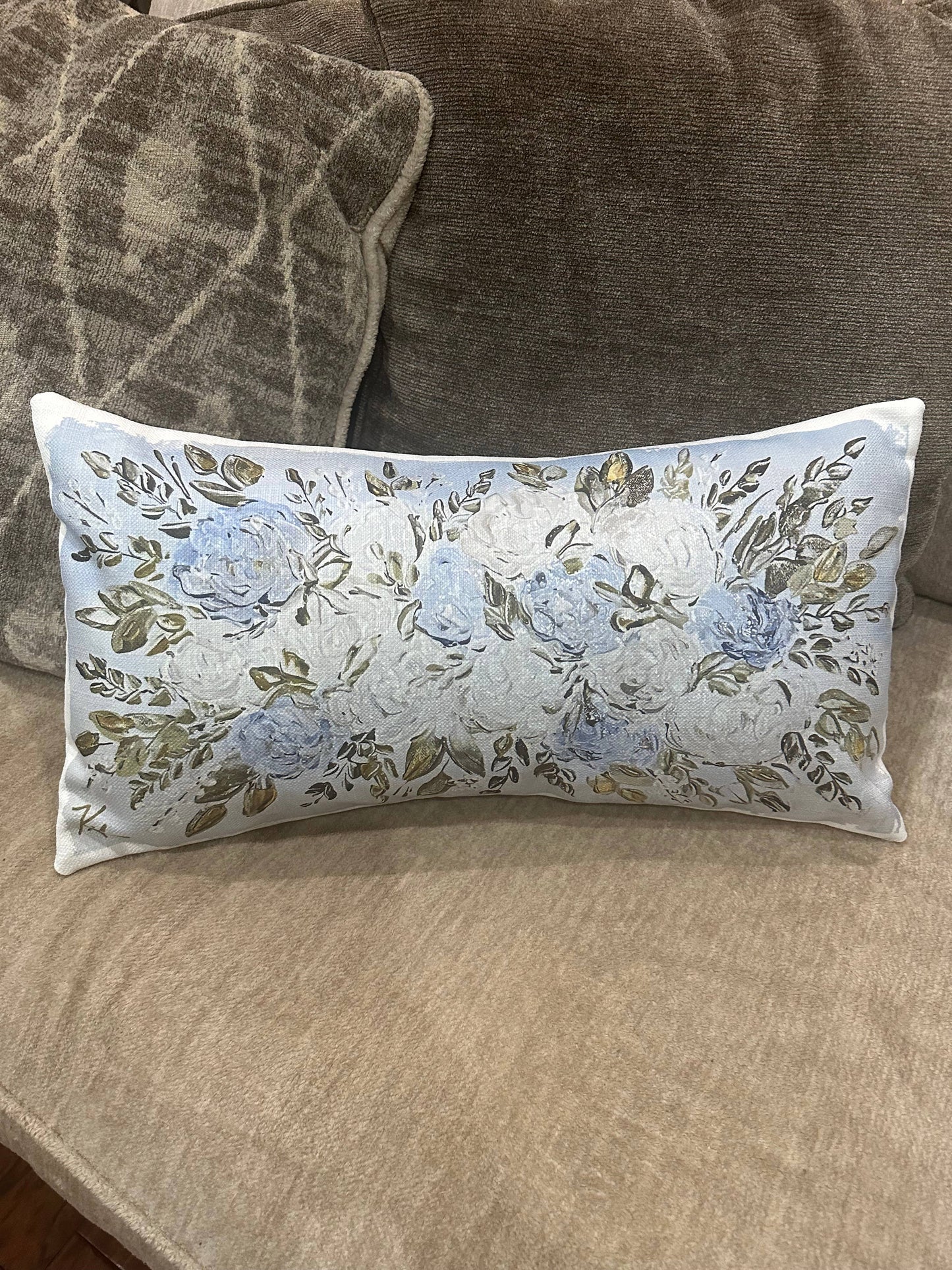 Southern Cotton Mill - GA Blue & White Hydrangeas Lumbar