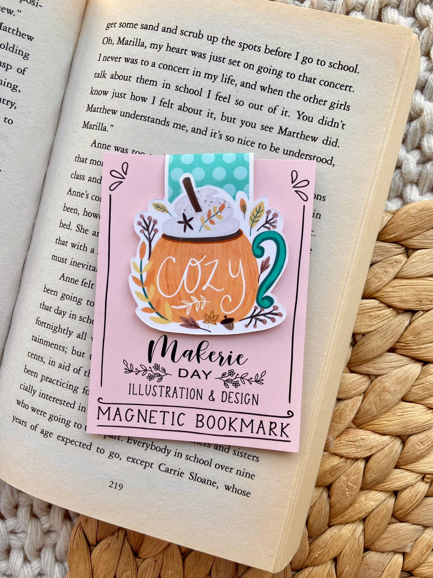 Makerie Day - Cozy Pumpkin Mug Magnetic Bookmark