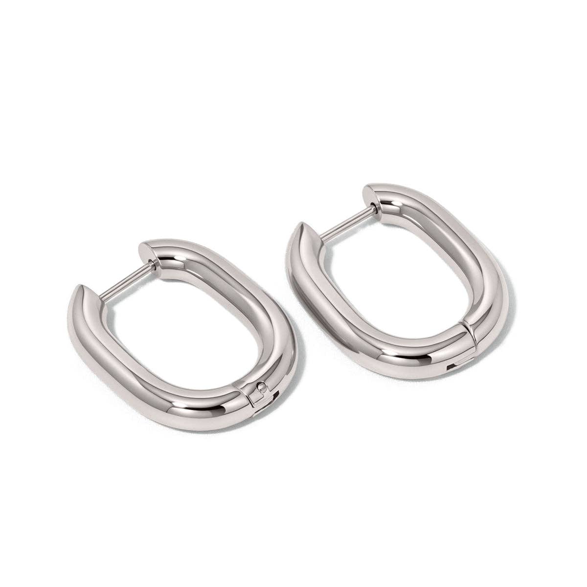 Pretty Simple - Flirty Fantasy Oval Hoop Earrings - WATERPROOF