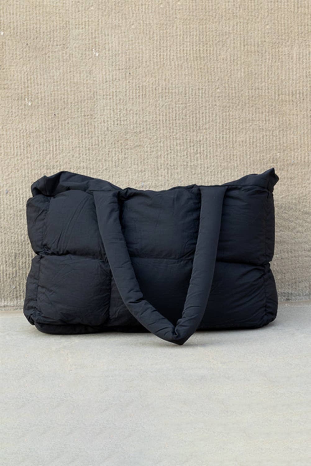Aapparella - Quilted Puffy Zipped Large Tote Bag