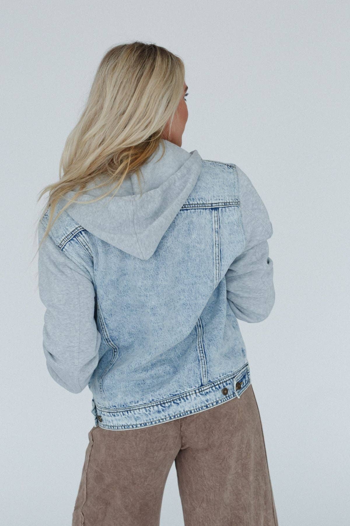 Three Bird Nest - My Boyfriends Denim Jacket - Blue Light Wash