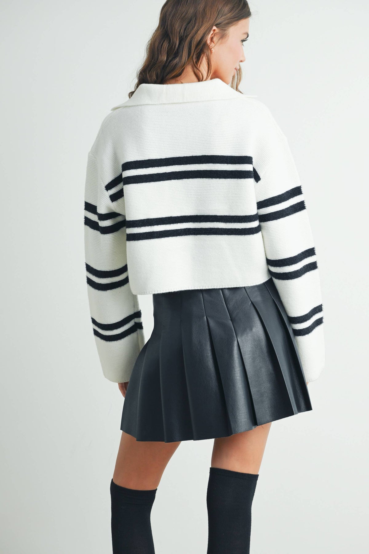 BUTTERMELON - Stripe Crop Collar Sweater Top - BMW7393