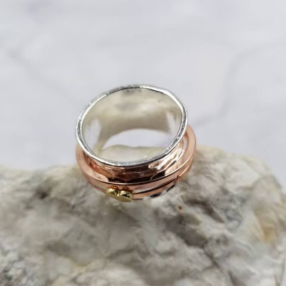 The Pretty Jewellery - Gold Heart Spinner Ring