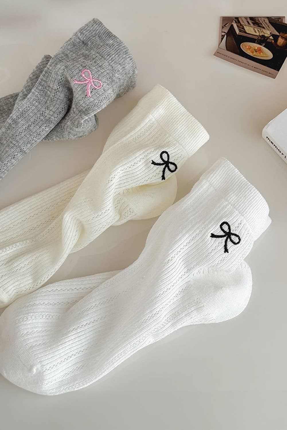 Aapparella - White Bow Knot Ankle Socks