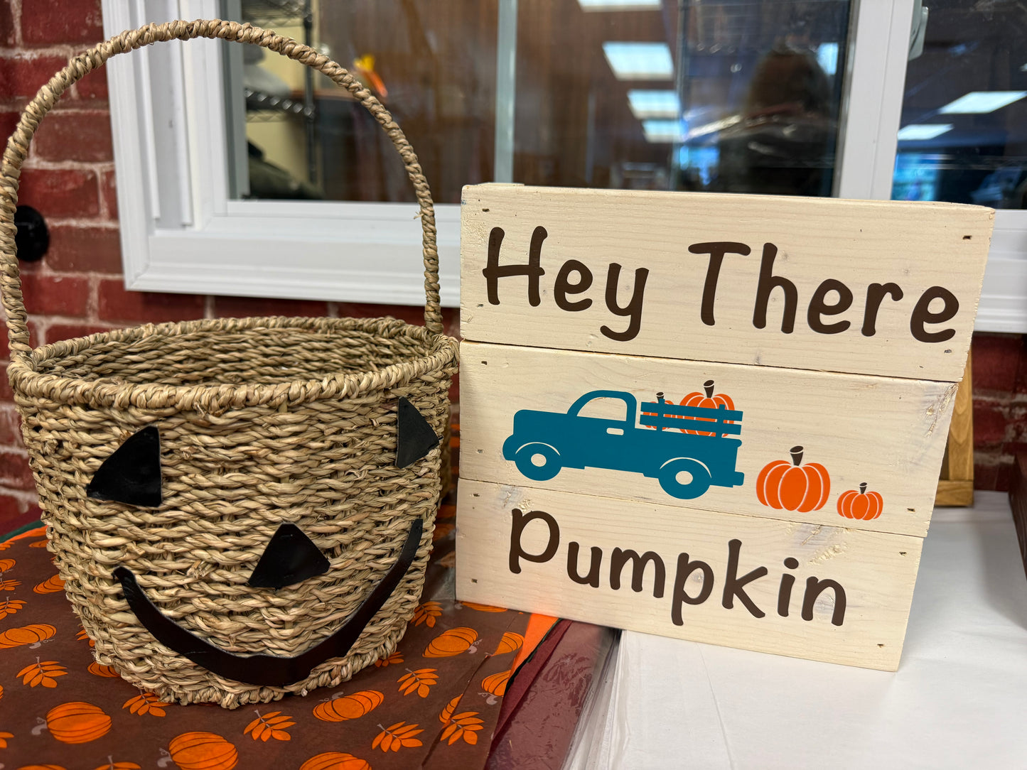 Pumpkin truck sign
