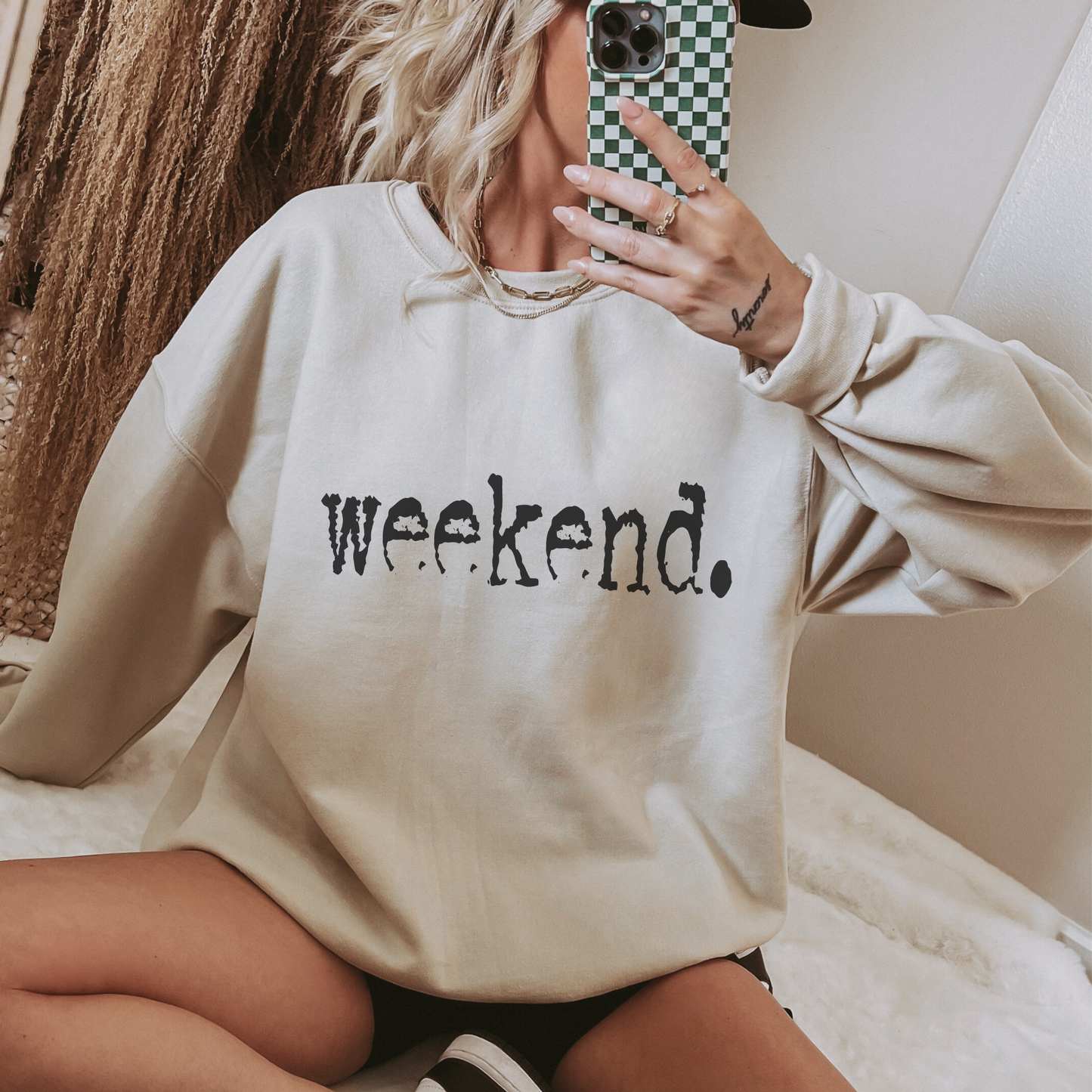 Trendznmore - Weekend. Distressed Typography Funny Graphic Sweatshirt