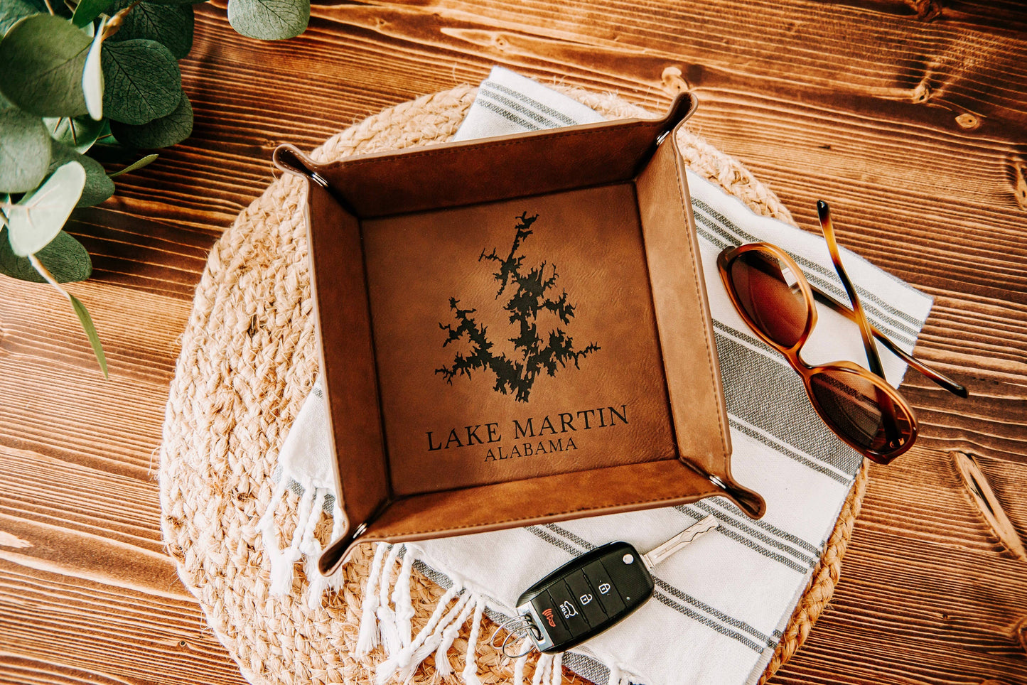 The Lillie Pad - Norris Lake Map Engraved Leatherette Valet Tray