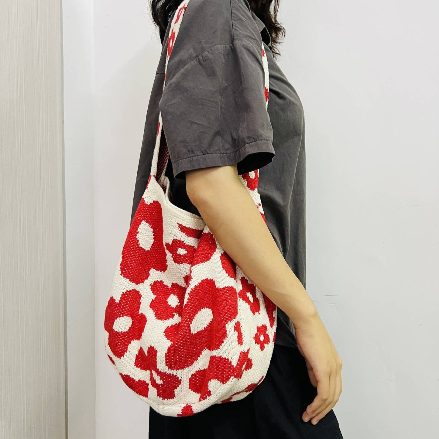 Lovesoft - Flower Knitted Large Single Shoulder Bag