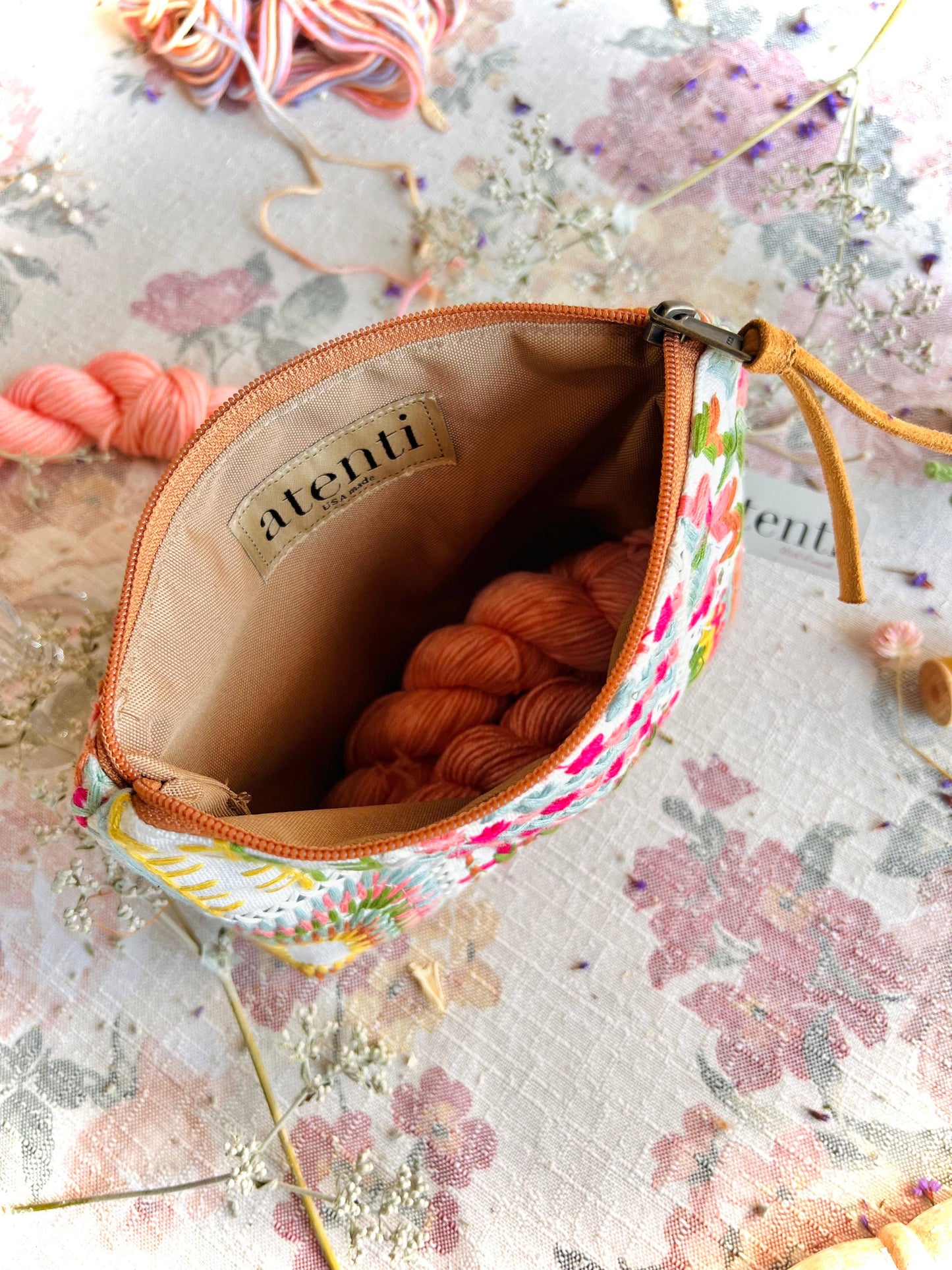 Atenti - Wildflower Accessories Pouch, A Perfect Gift