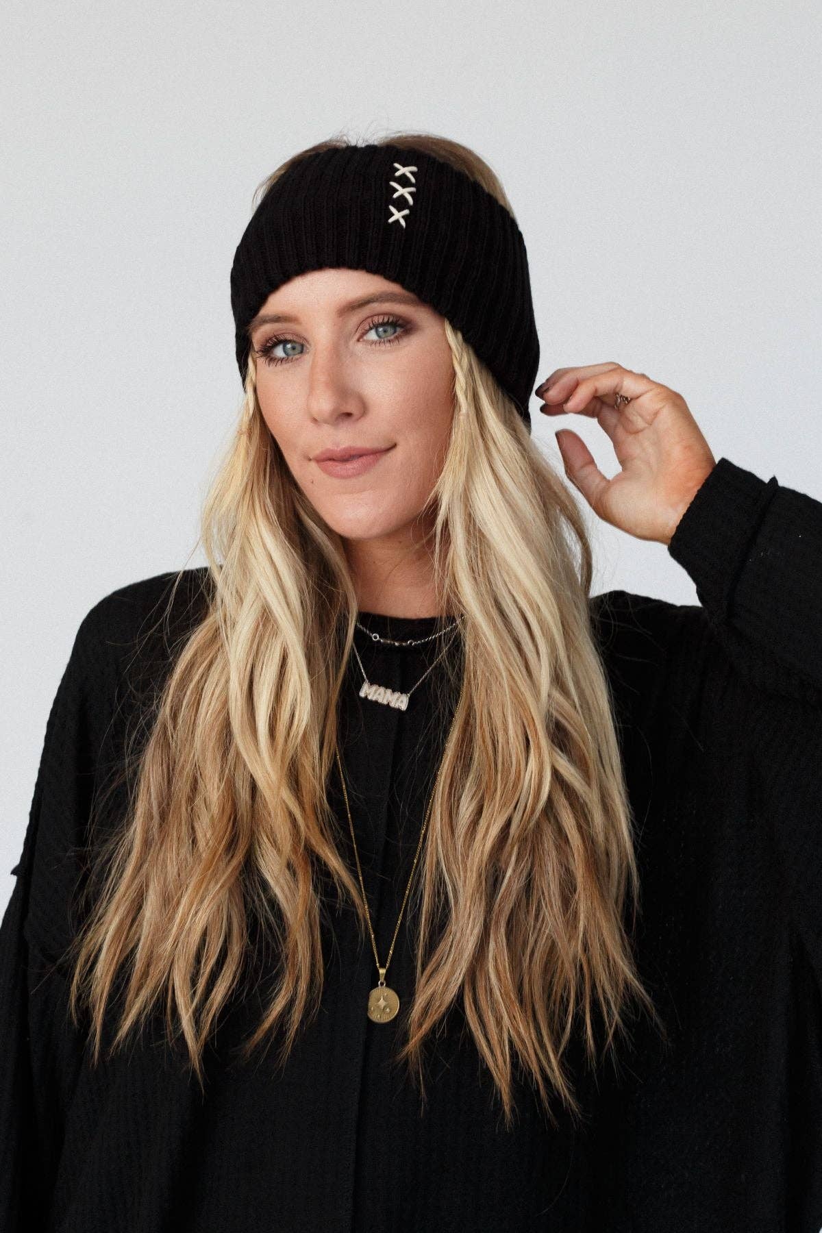 Three Bird Nest - Sadia Embroidered Head Wrap - Black
