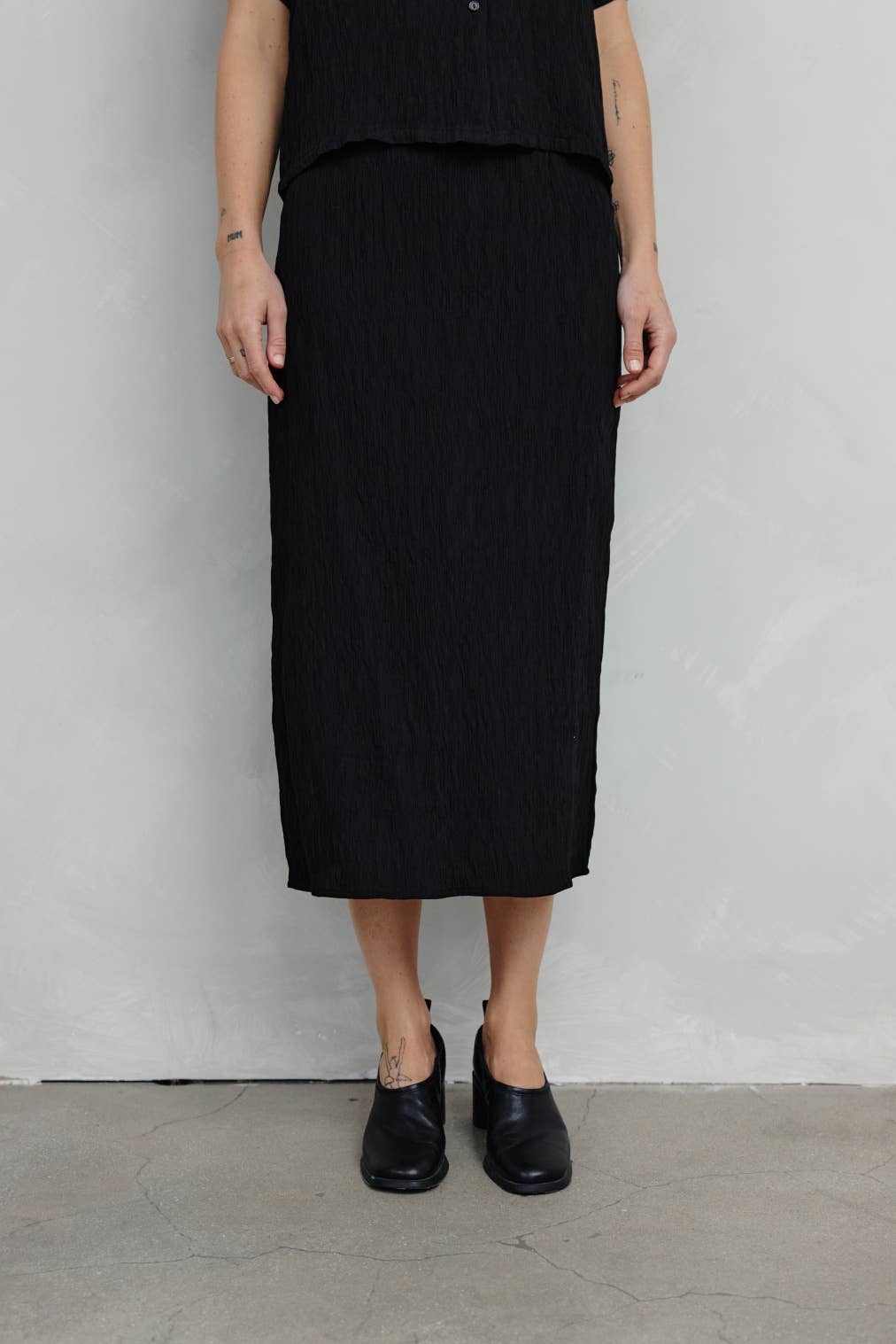 MOD REF - The Miranda Skirt | Textured Midi Skirt with Back Slit