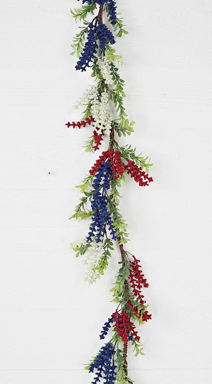 Holiday Depot Inc. - 31211- 4ft Garland-Red White Blue Heather with Boxwood-