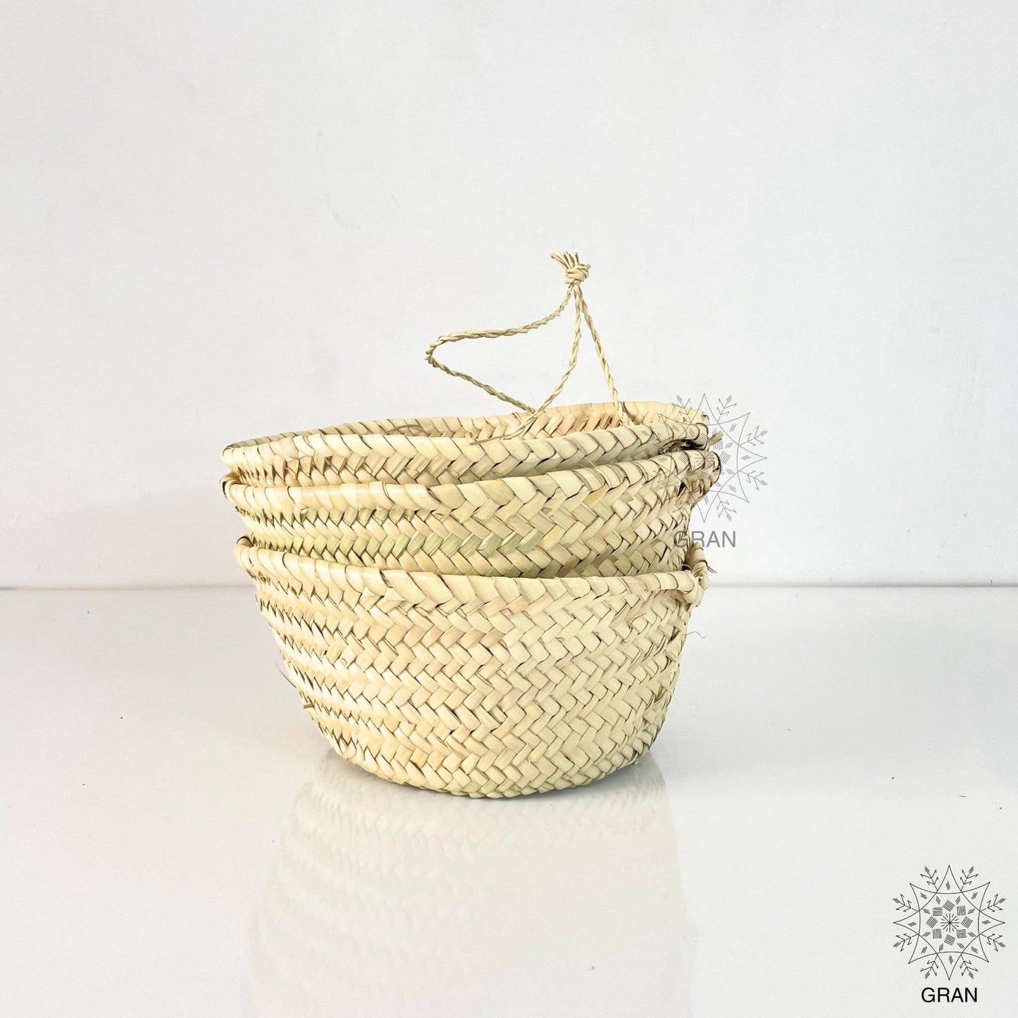 Gran Wholesale - 3-Tier Hanging Basket Storage Organizer, Wall Mount.
