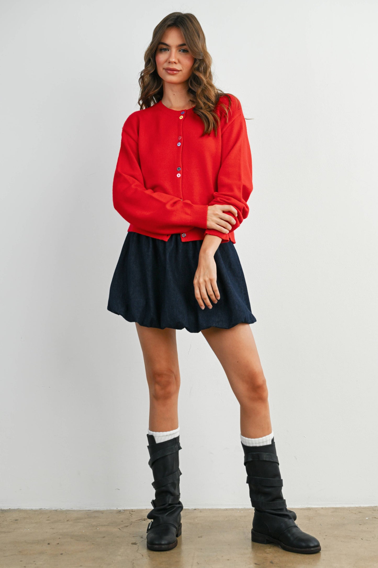 BUTTERMELON - Long Sleeve Buttoned Cropped Cardigan Sweater - BMC7906