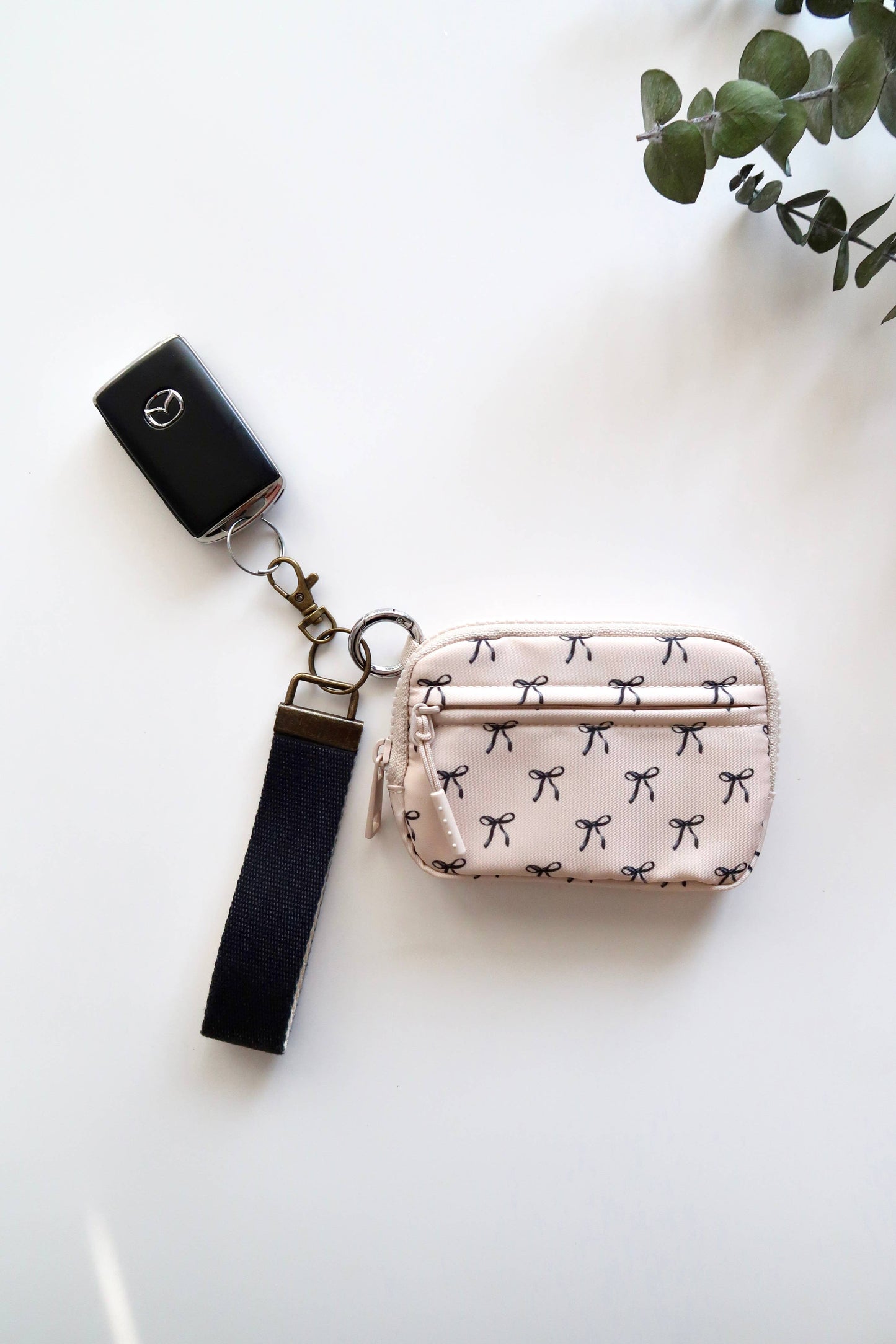Frederick Family Co. - Bow Keychain Wallet with Wrist Lanyard, Compact Card Holder