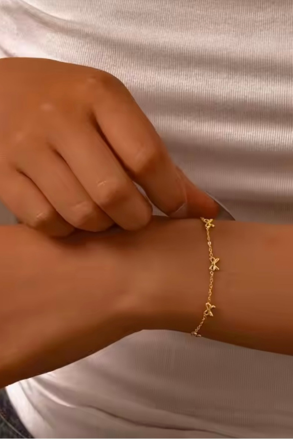 Nash Grey - Sweet Ties Gold Bow Bracelet