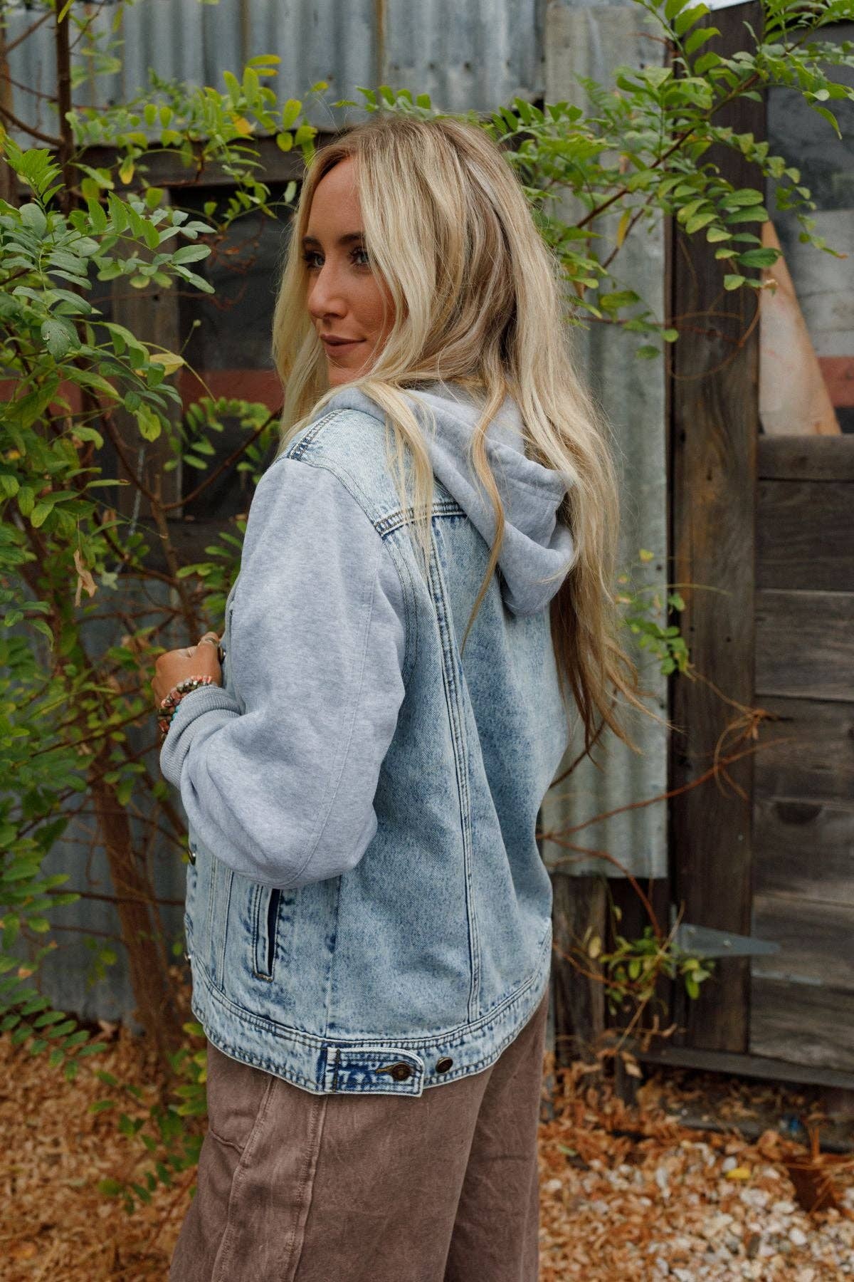 Three Bird Nest - My Boyfriends Denim Jacket - Blue Light Wash