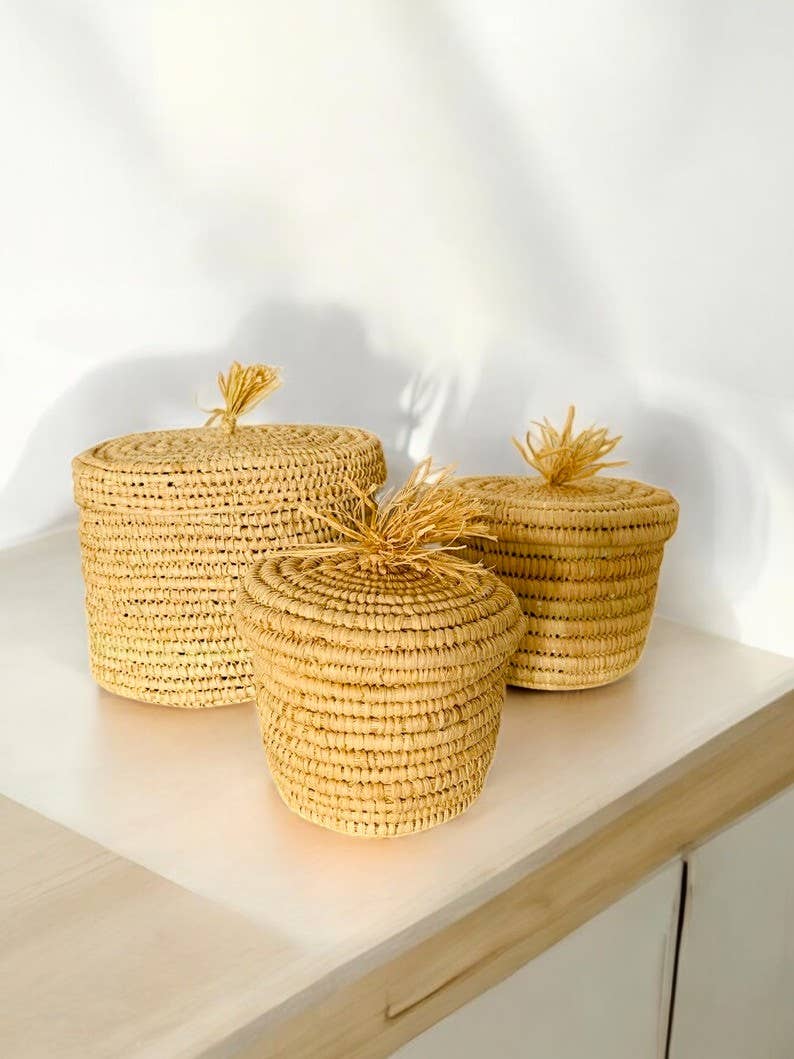 Gran Wholesale - Set of Handwoven Moroccan Raffia Baskets with Lids
