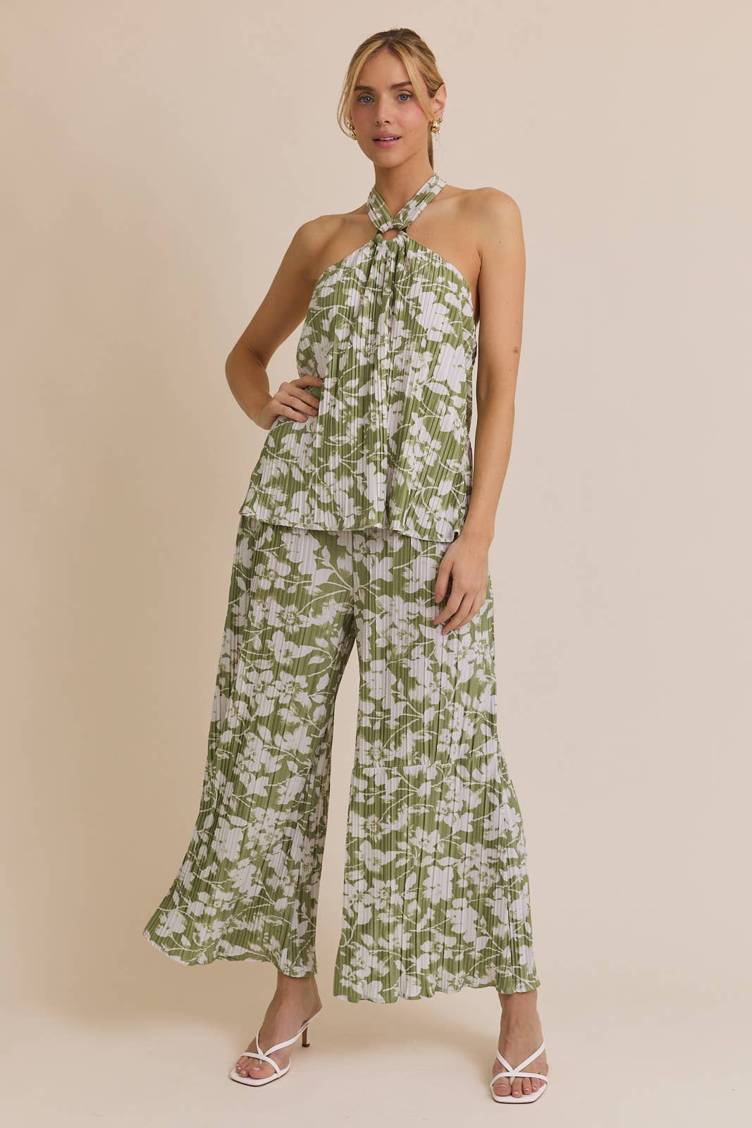 GILLI - PALAZZO PLEATED FLORAL PRINT PANTS
