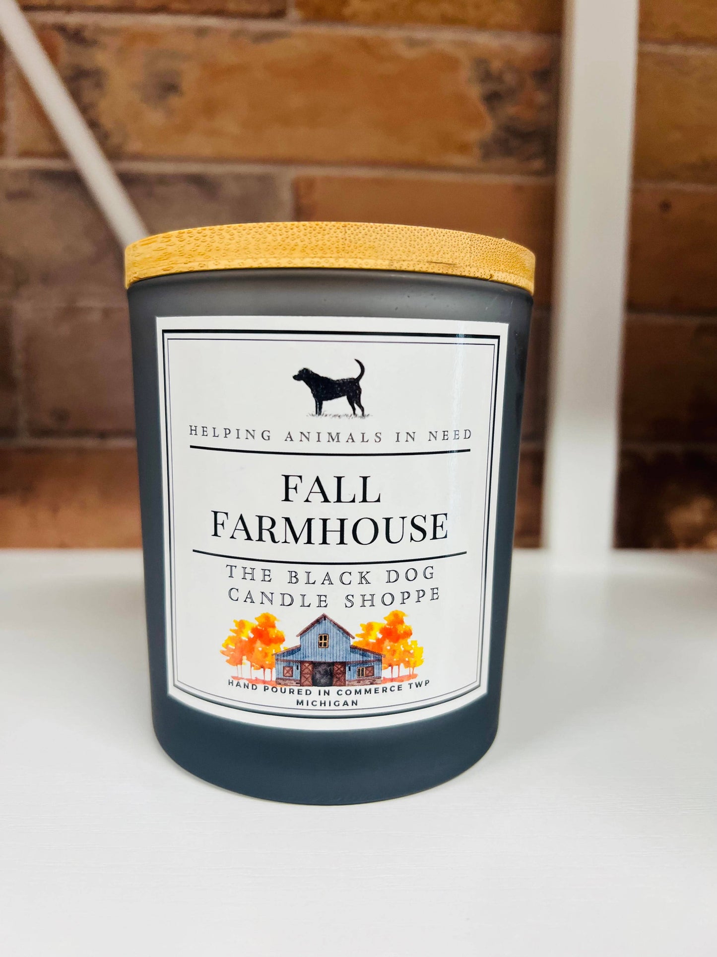 The Black Dog Candle Shoppe - Fall Farmhouse Classic Candle