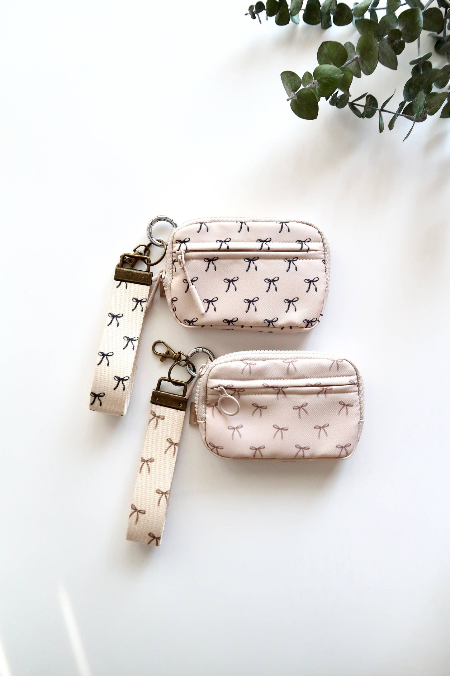 Frederick Family Co. - Bow Keychain Wallet with Wrist Lanyard, Compact Card Holder