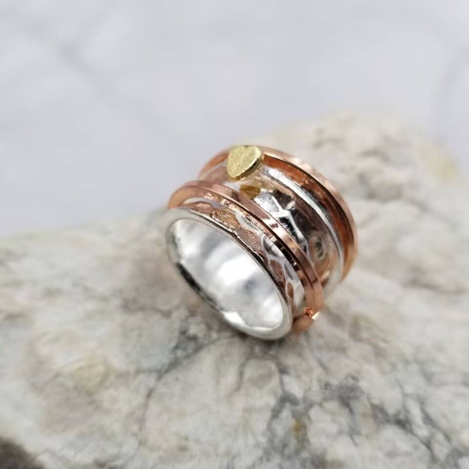 The Pretty Jewellery - Gold Heart Spinner Ring