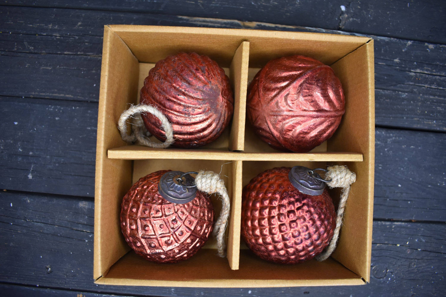 Wholesale Home Decor - Red Mercury Set of 4 Glass Ornaments 3in