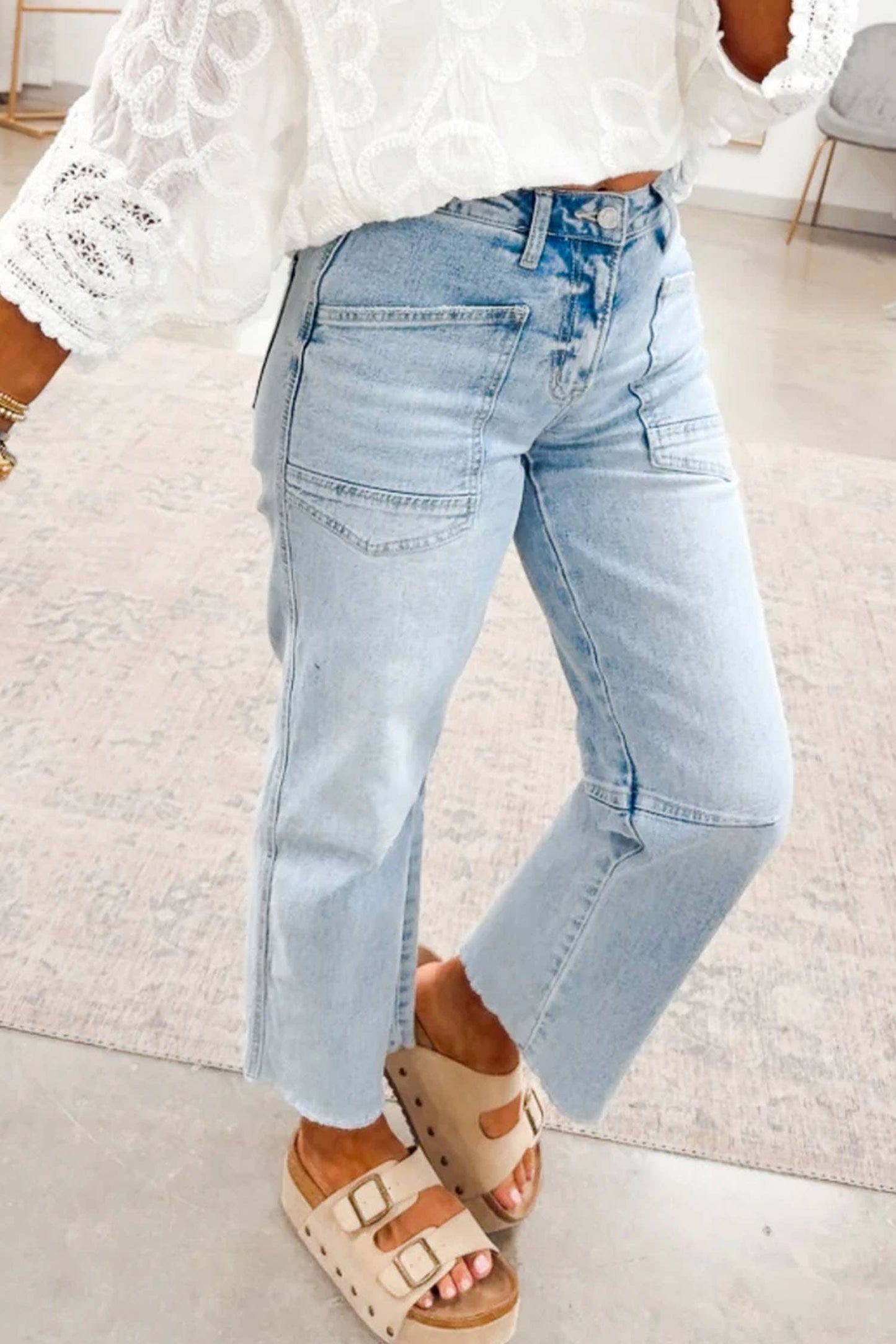 1 the Woman - Solid Frayed Regular Cropped Light Wash Jeans