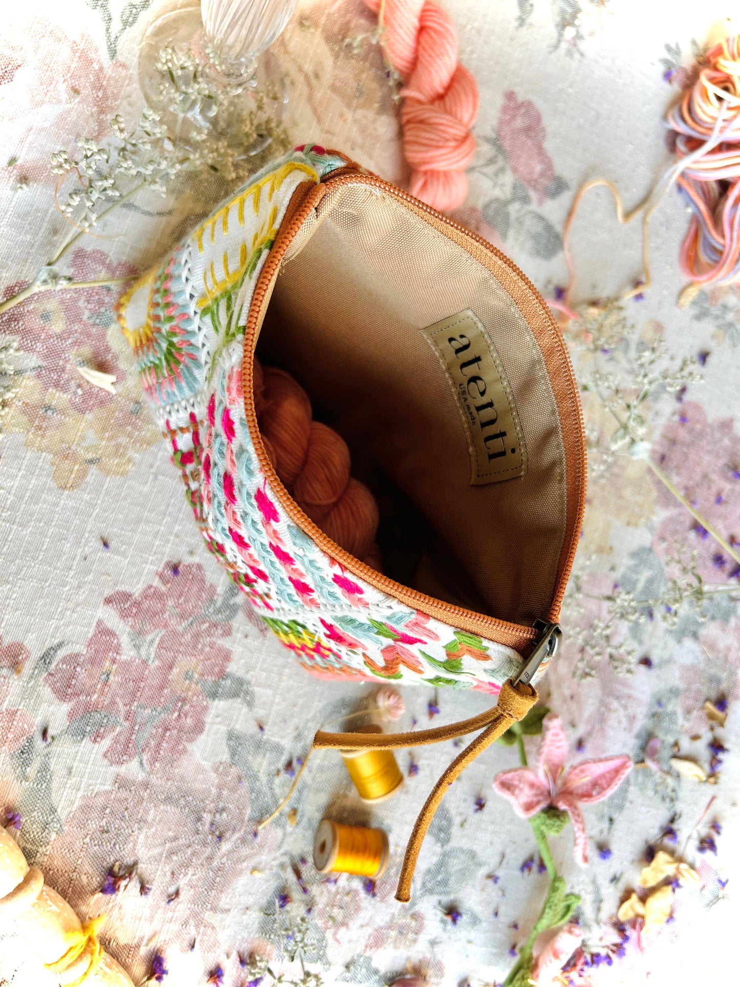 Atenti - Wildflower Accessories Pouch, A Perfect Gift