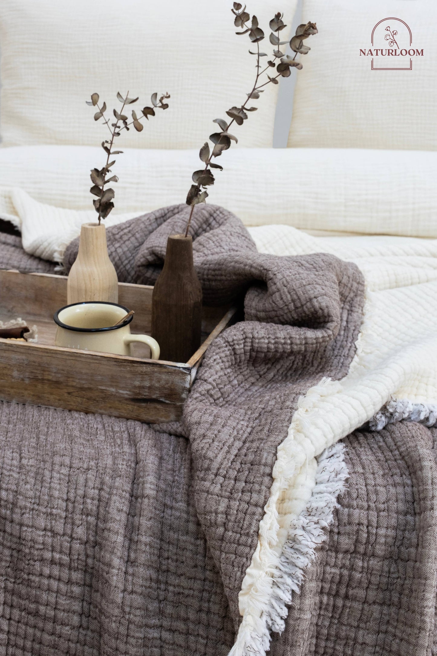 Naturloom - 6 Layer Organic GOTS Certified Muslin Quilt - Natural Comfort, Breathable & Cozy Year Round