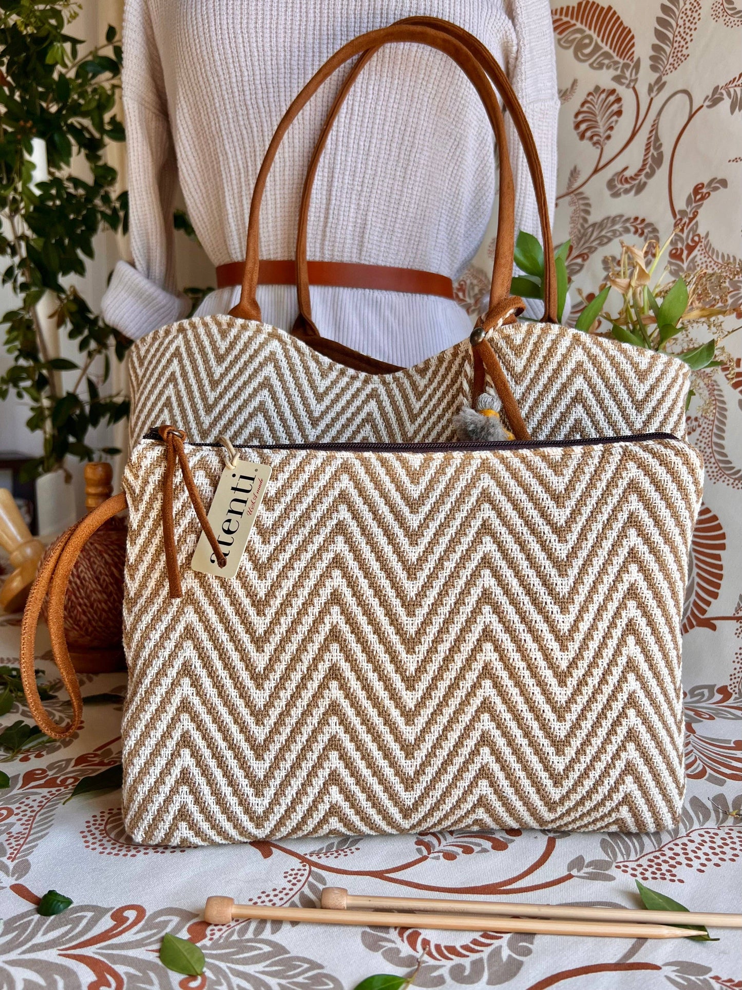 Atenti - Hanna Lolita: USA Made, Handbag with Matching Pouch