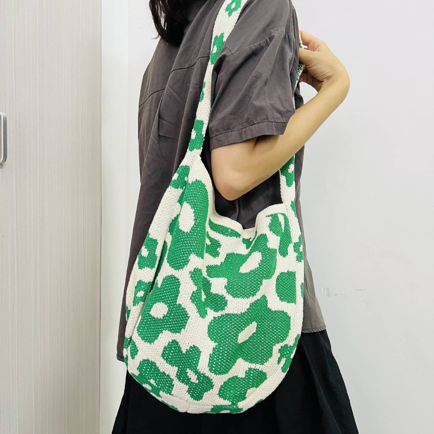 Lovesoft - Flower Knitted Large Single Shoulder Bag
