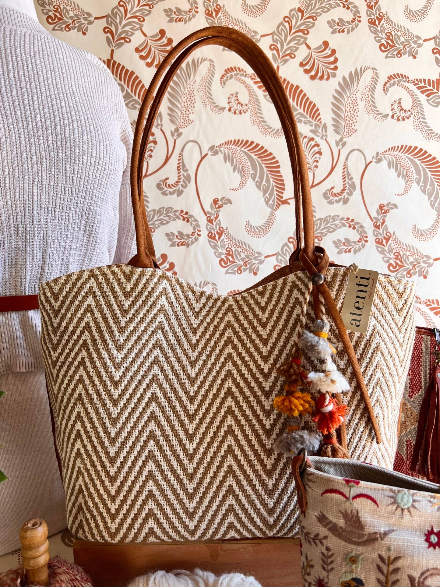 Atenti - Hanna Lolita: USA Made, Handbag with Matching Pouch