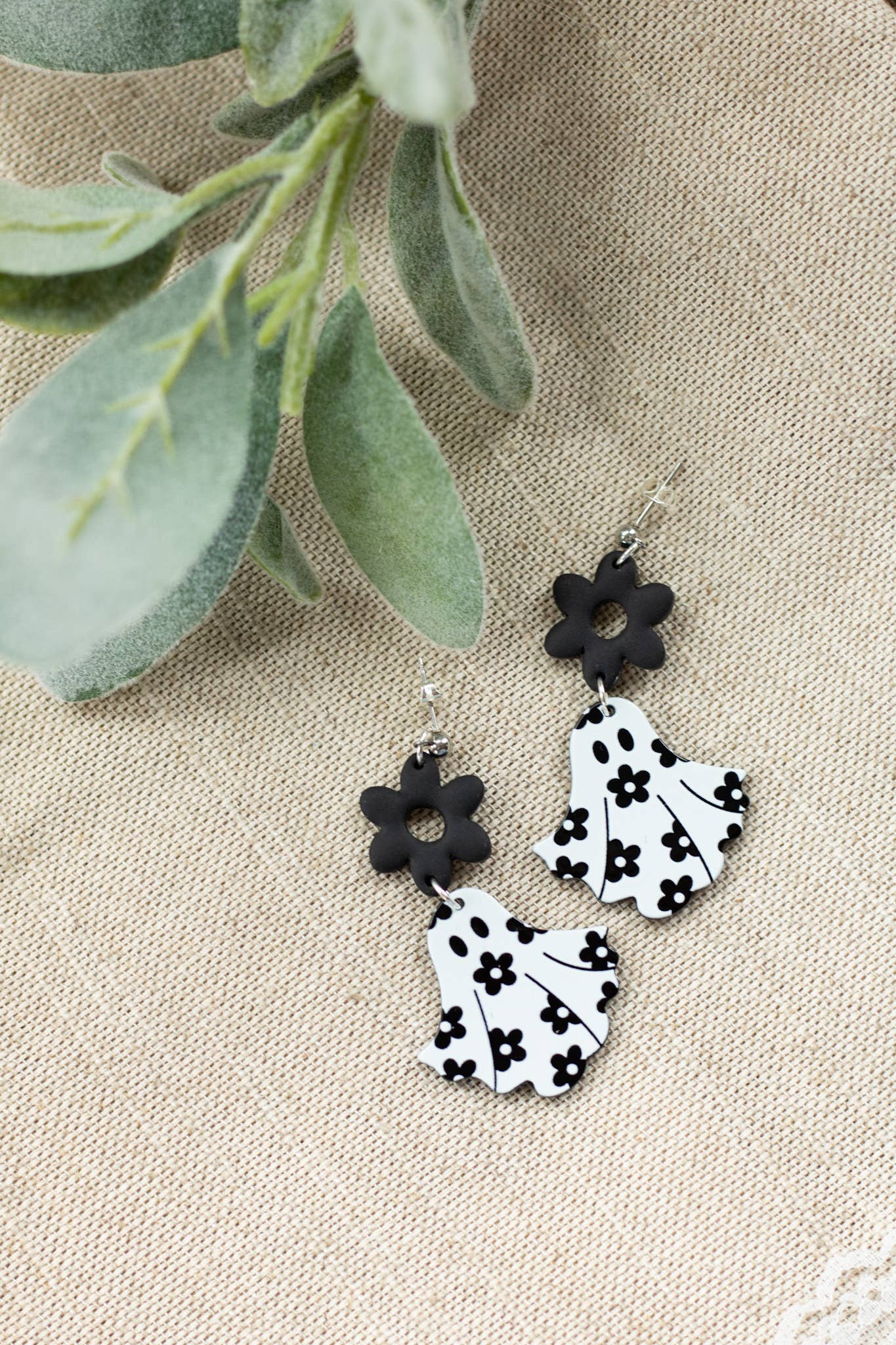EJ Clay Co - Acrylic Flower Ghost Dangles