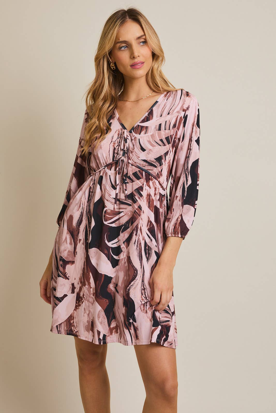 GILLI - V-NECK FRONT TIE LONG SLEEVE ABSTRACT MINI DRESS