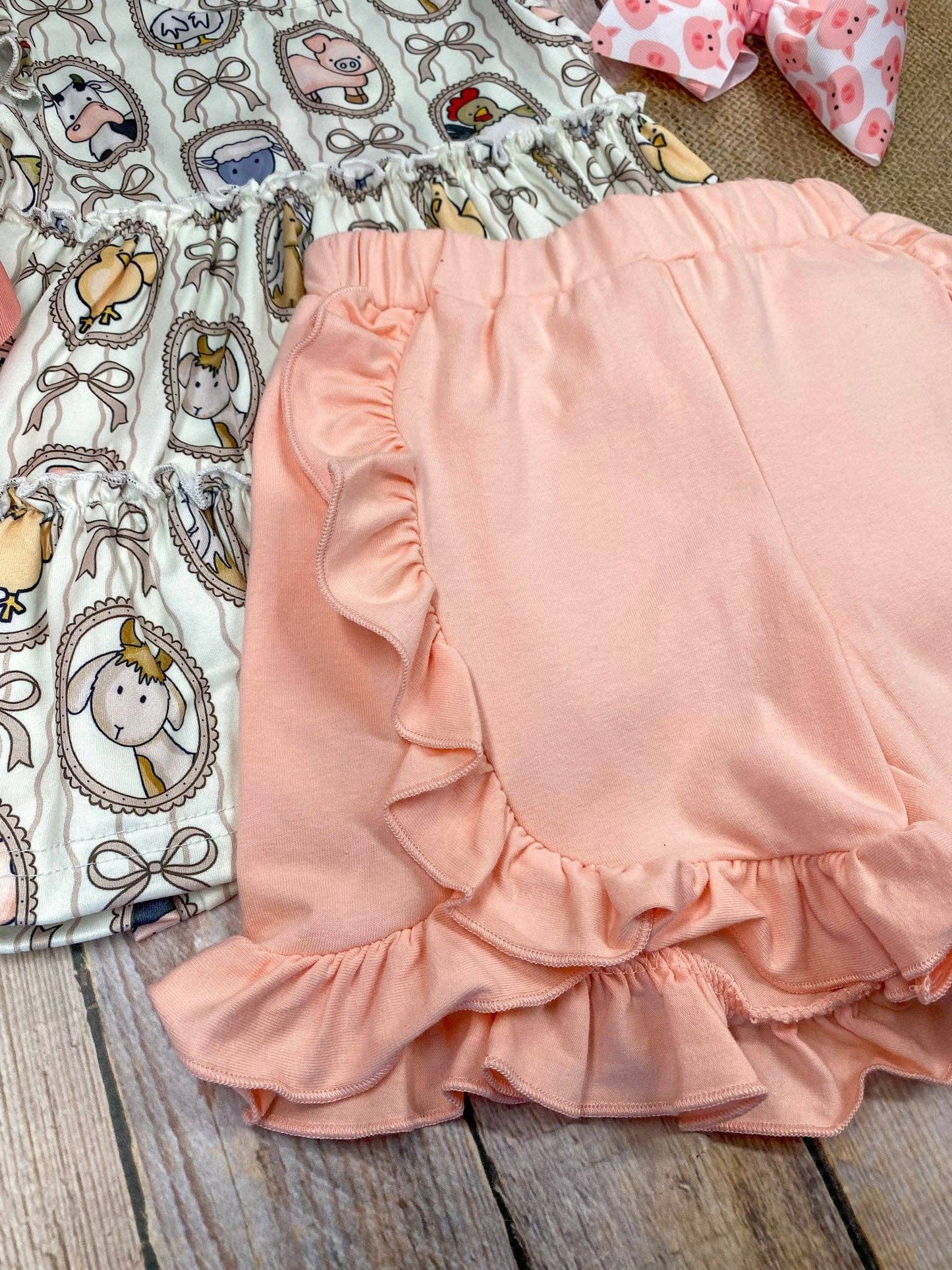 The Hair Bow Company - Farm Friends Cameo Two-Piece Set | Girls Farm Animal Top & Ruffle Shorts Set