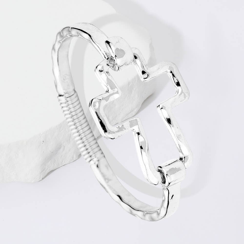 Sensibling Corp. - Hammered Open Metal Cross Hook Bracelet