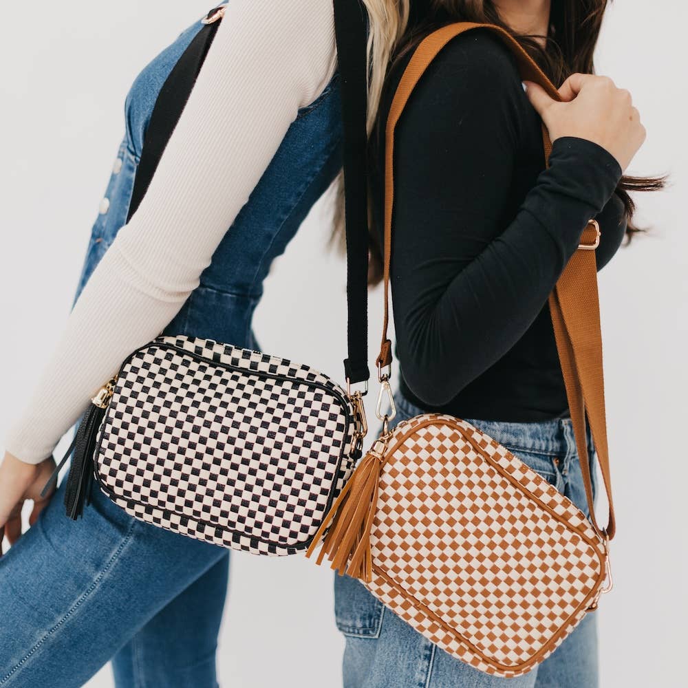Pretty Simple - Woven Willow Camera Crossbody Bag