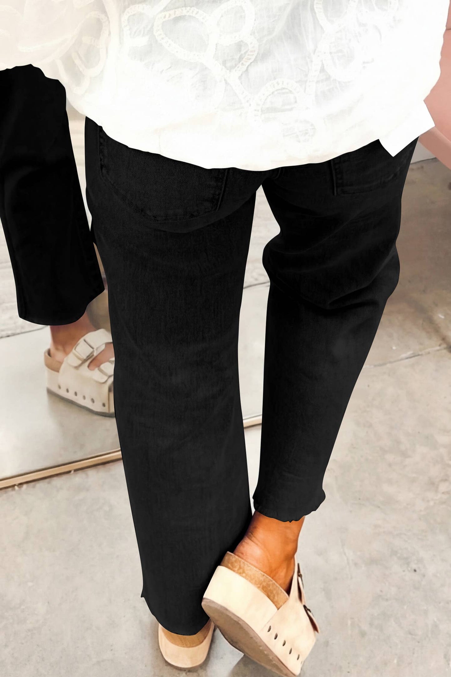 1 the Woman - Solid Frayed Regular Cropped Light Wash Jeans