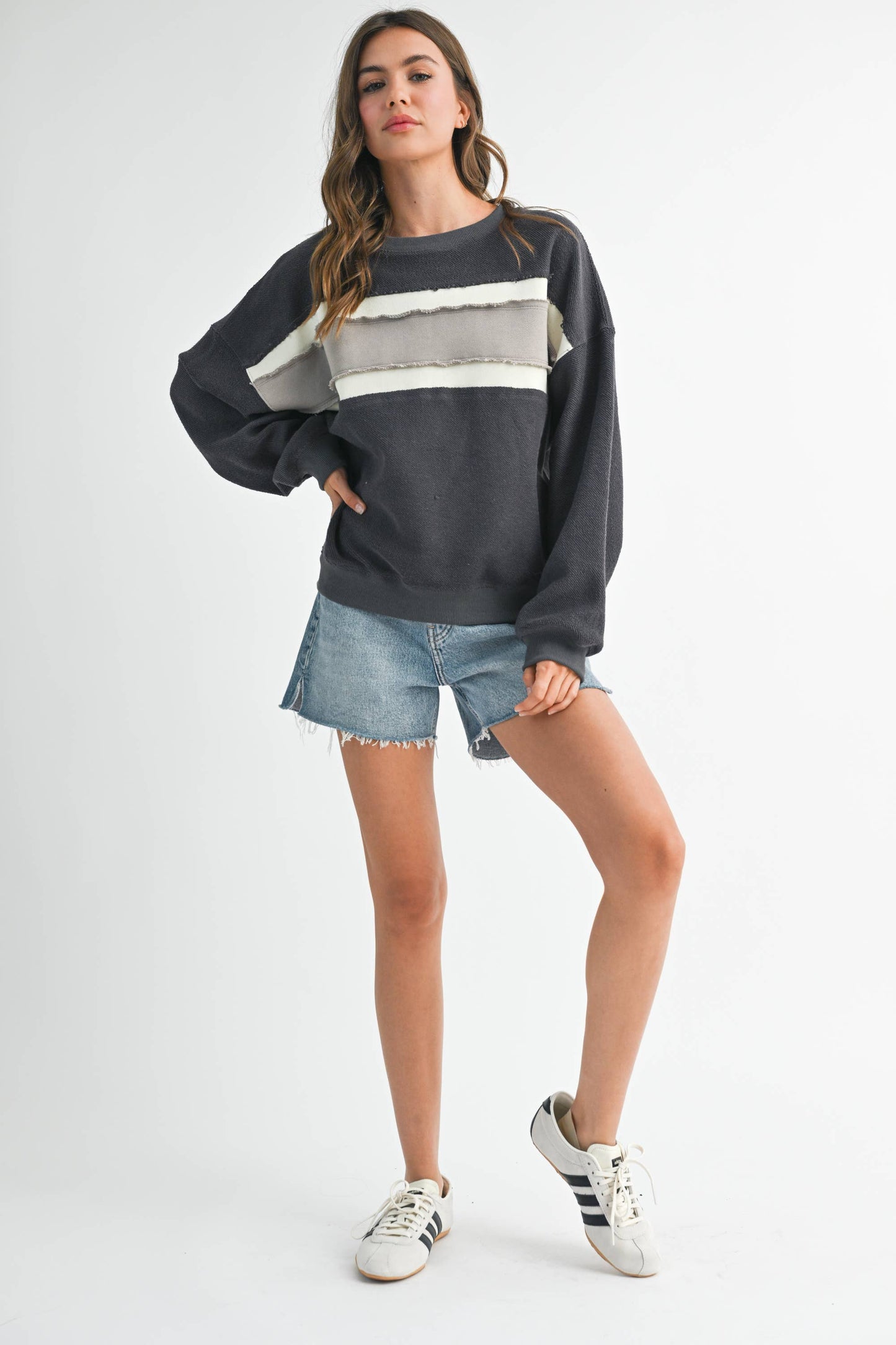 AEMI + CO - 846AD Winnie Sweatshirt