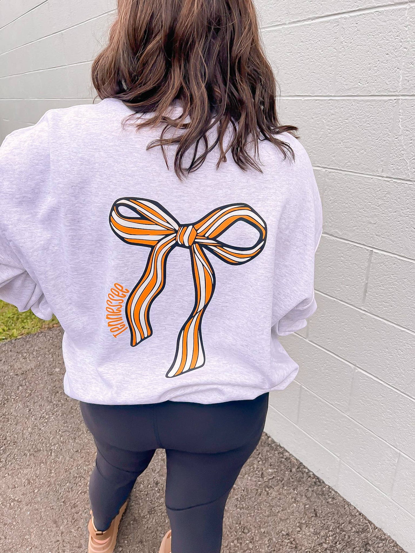 Wicker Road Boutique - Tennessee Bow Sweatshirt