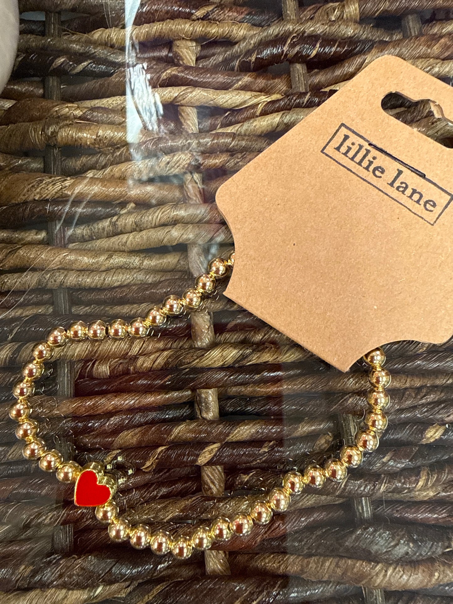 Valentine bracelet gold rimmed heart with beads