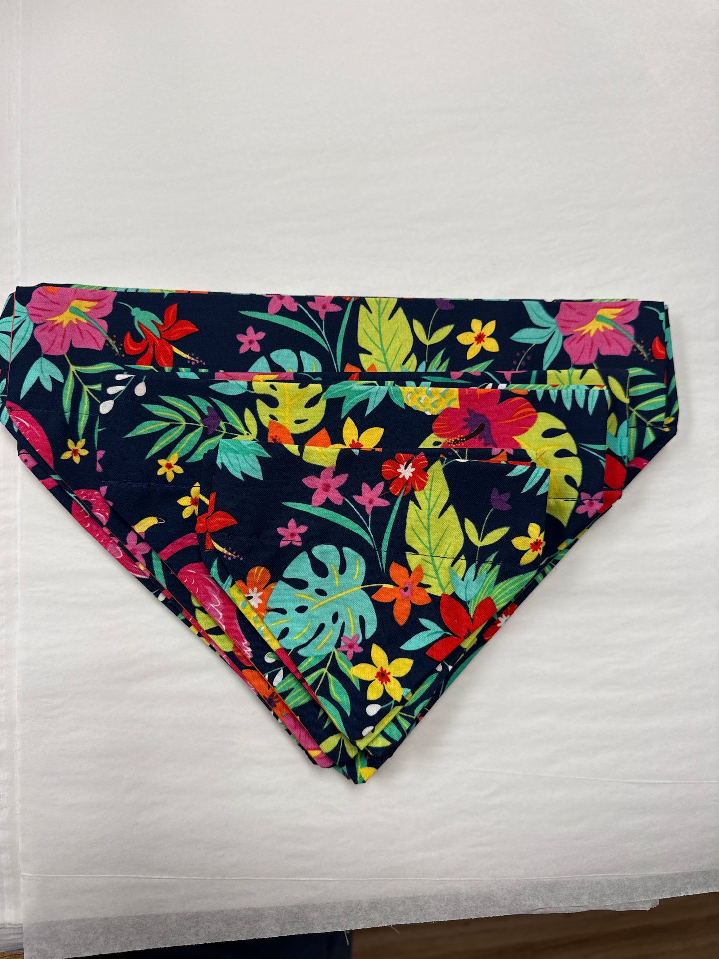 Dog bandana tropical