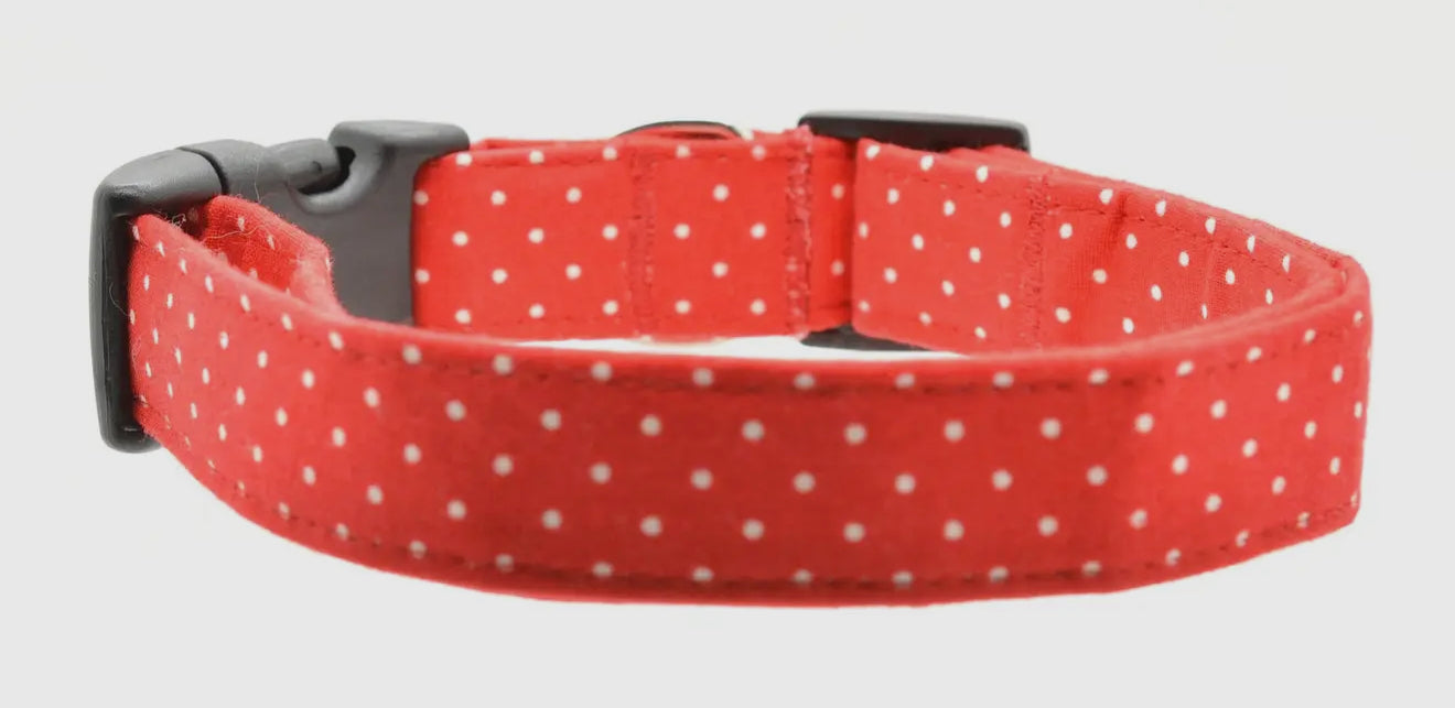 Red Pin Dot Collar