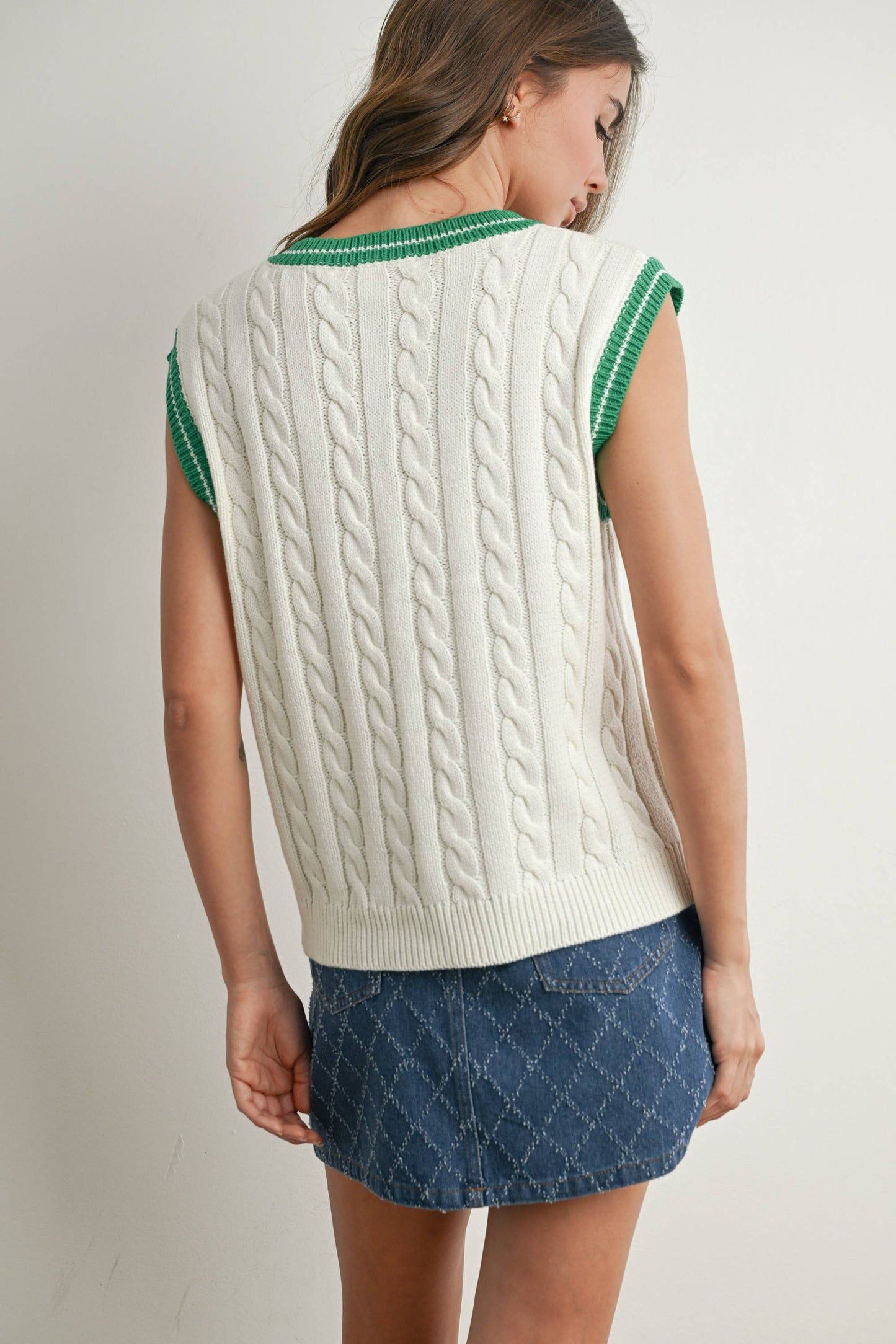 BUTTERMELON - Knitted Sweater Vest - BMW7708
