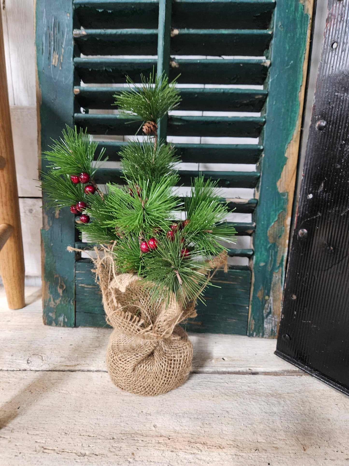 Wholesale Home Decor - 12" Pine Topiary w/ Red Berries & Pine Cones