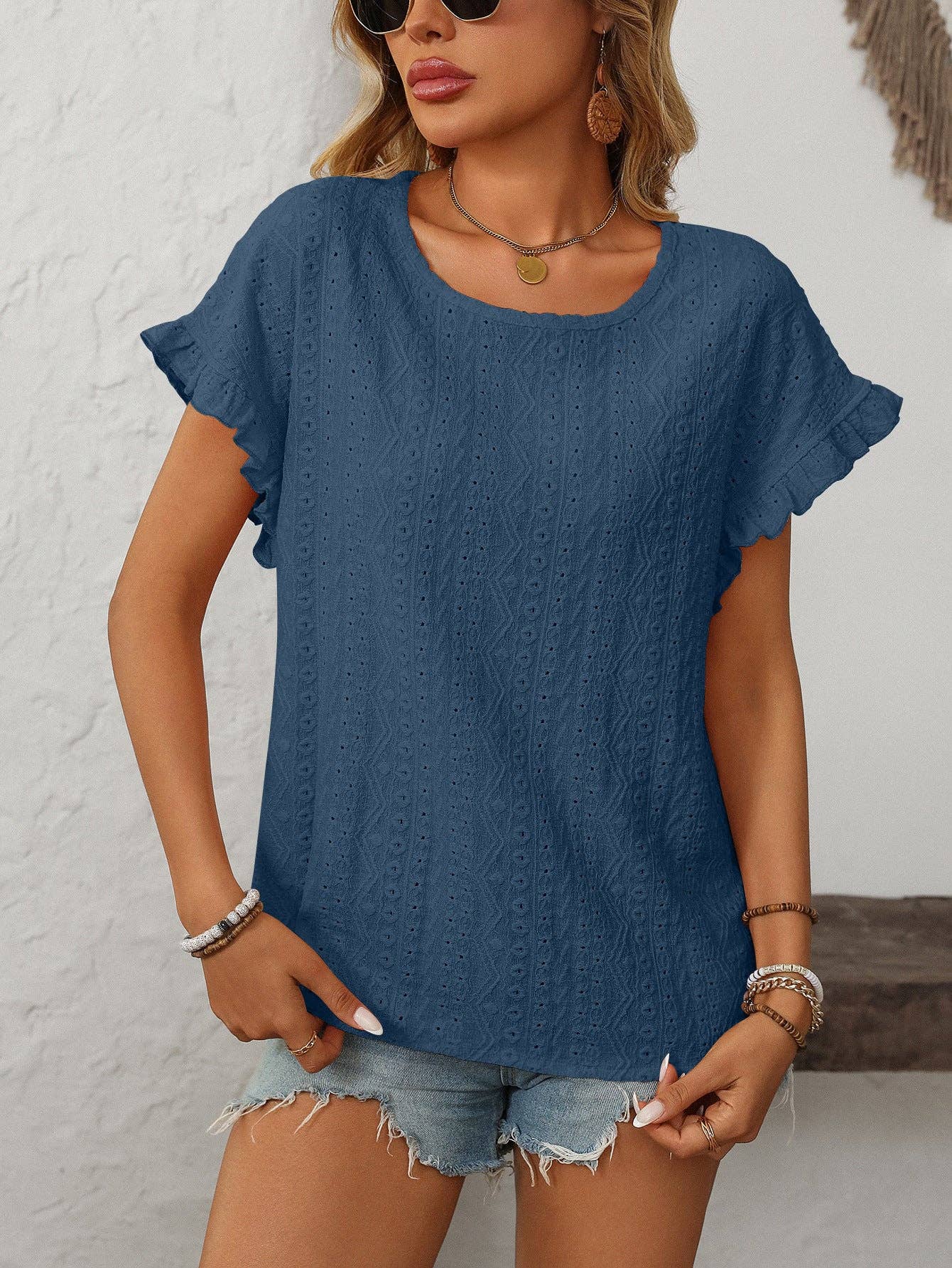 Lovesoft - Solid Color Crewneck Sweet Short-Sleeve Hollow-Out Top