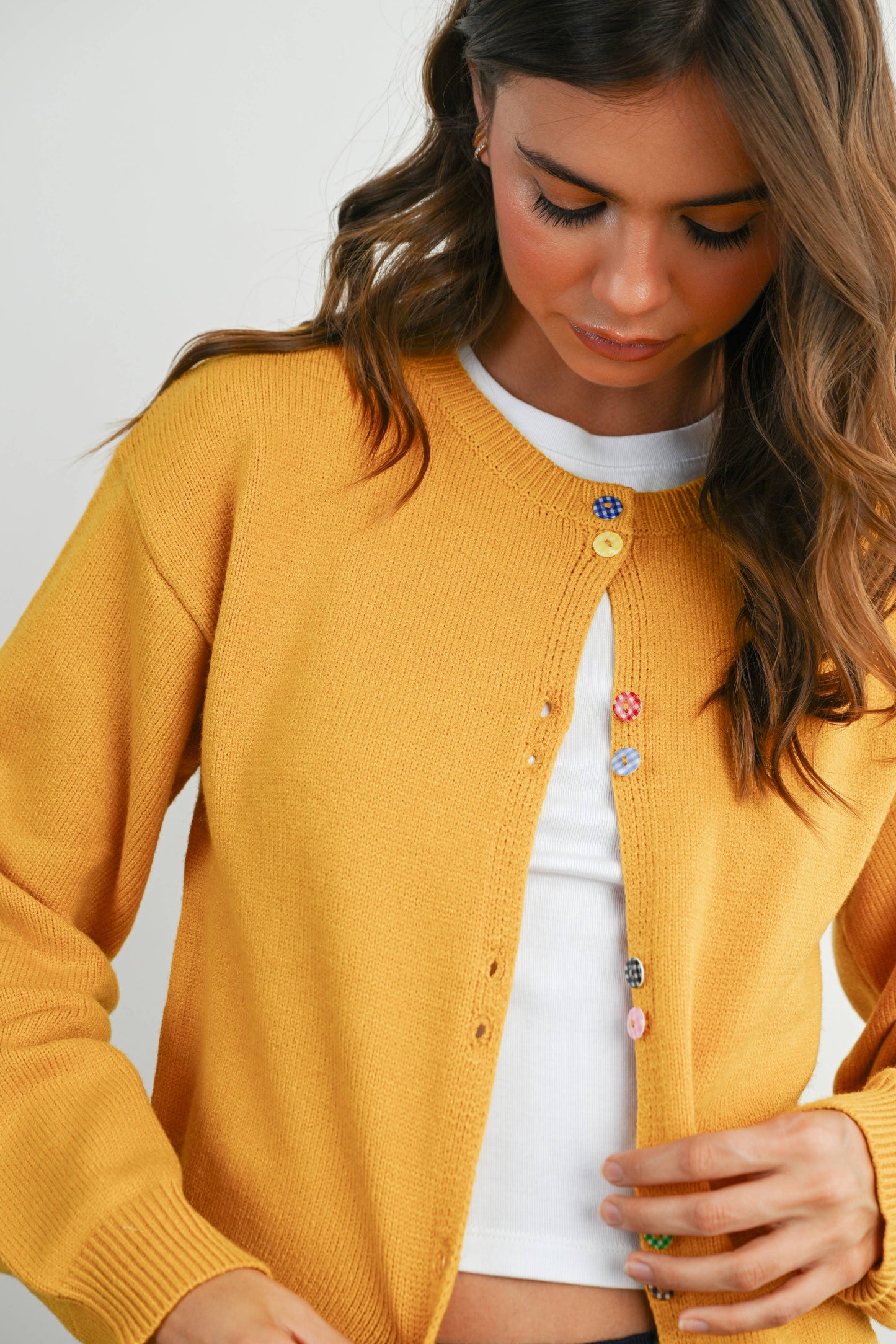 BUTTERMELON - Long Sleeve Buttoned Cropped Cardigan Sweater - BMC7906